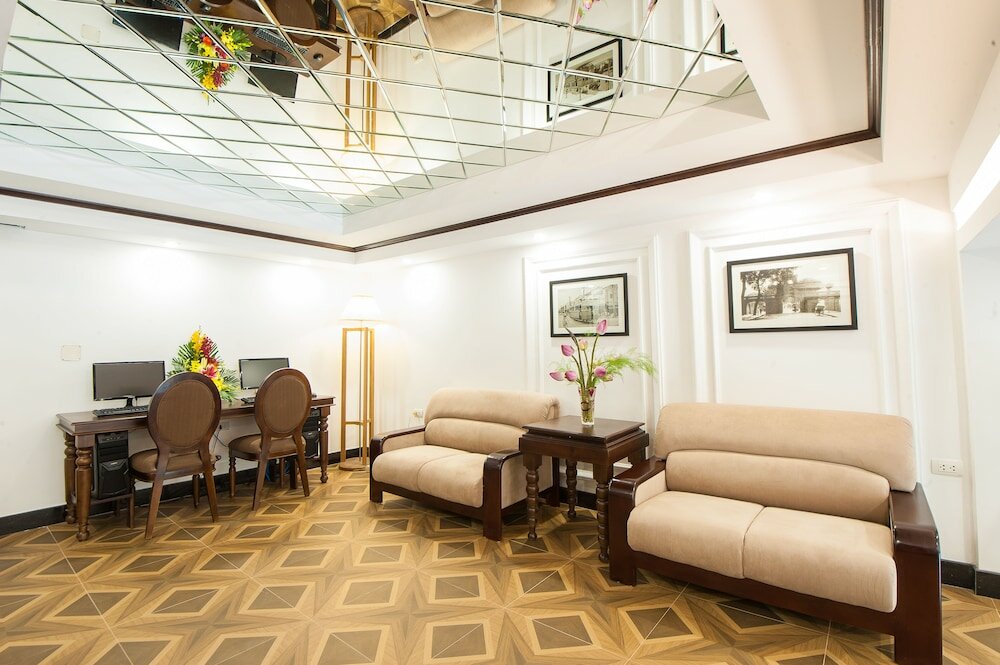 Фото Le Foyer Hotel