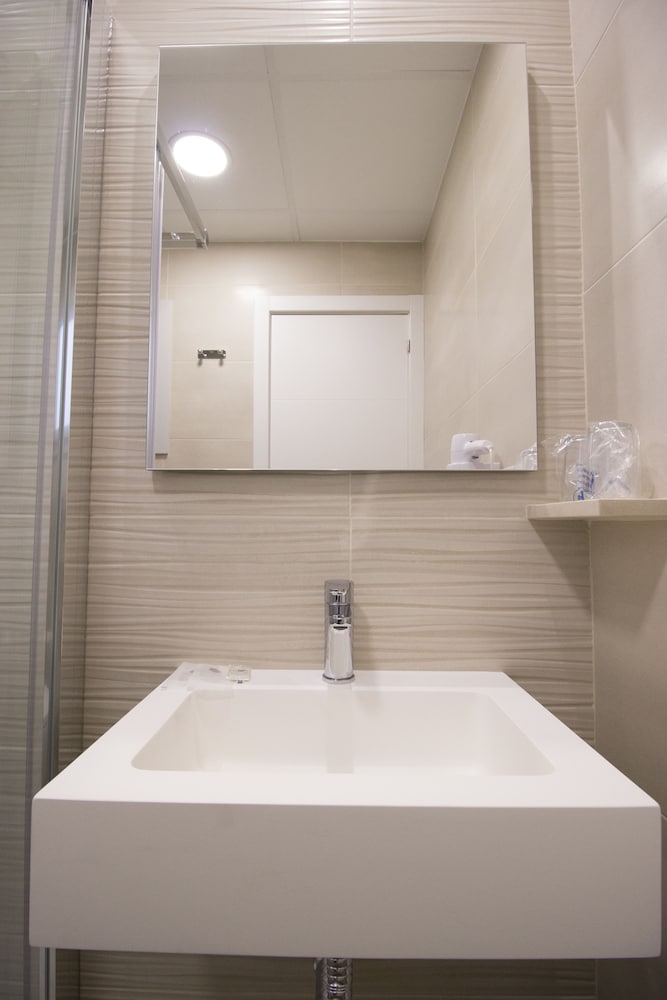 Фото Hostal Pensimar