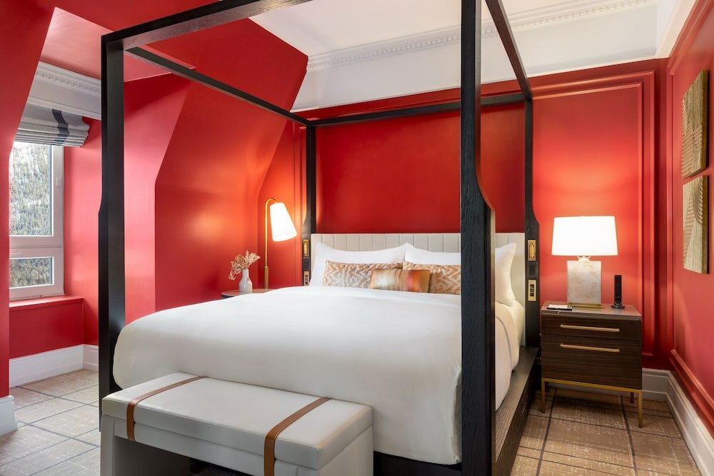 Фото Fairmont Banff Springs Hotel