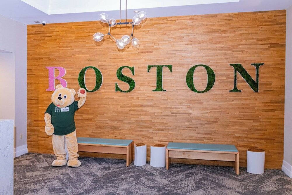 Фото The Inn at Longwood Medical