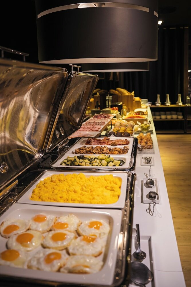 Фото Grand Hotel Central