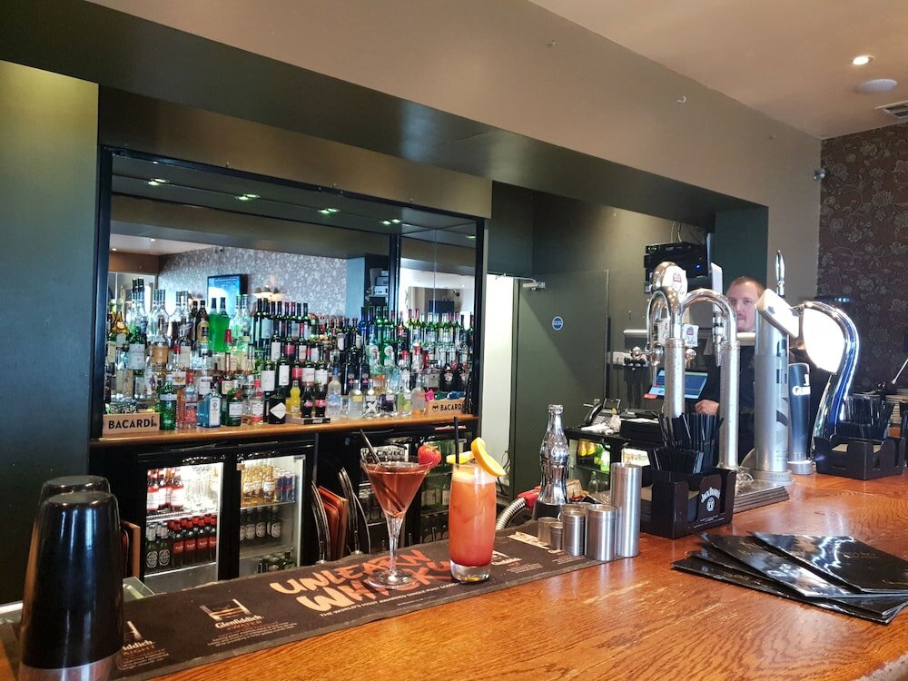 Фото Queens Hotel