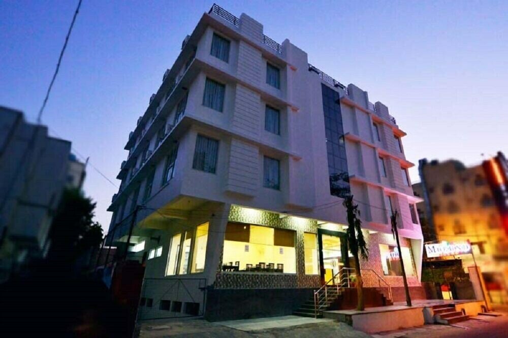 Фото отеля 1