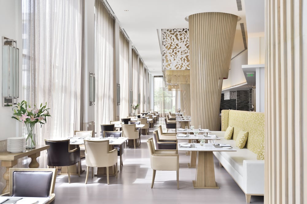 Фото Courtyard by Marriott Agra