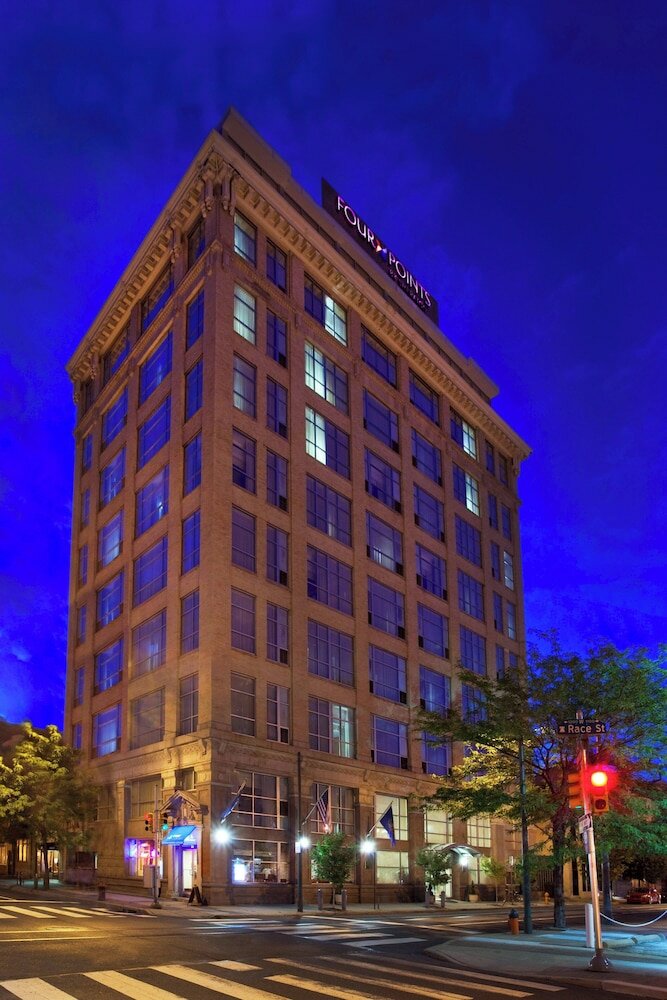 Фото Four Points by Sheraton Philadelphia City Center
