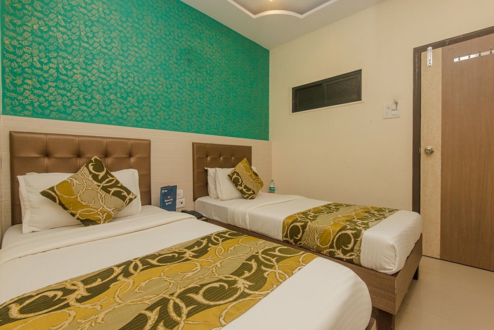 Фото Oyo 8678 Hotel Golden Nest