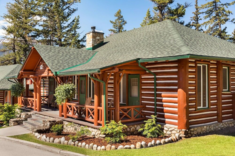 Фото Fairmont Jasper Park Lodge