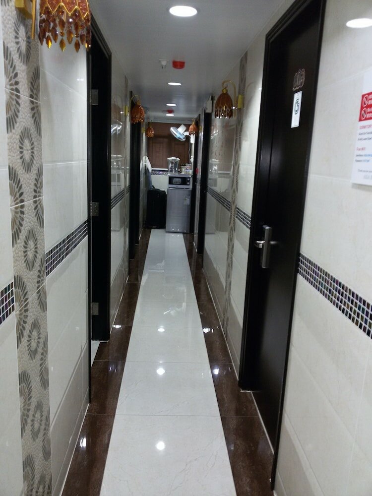 Фото Aashiana Hotel