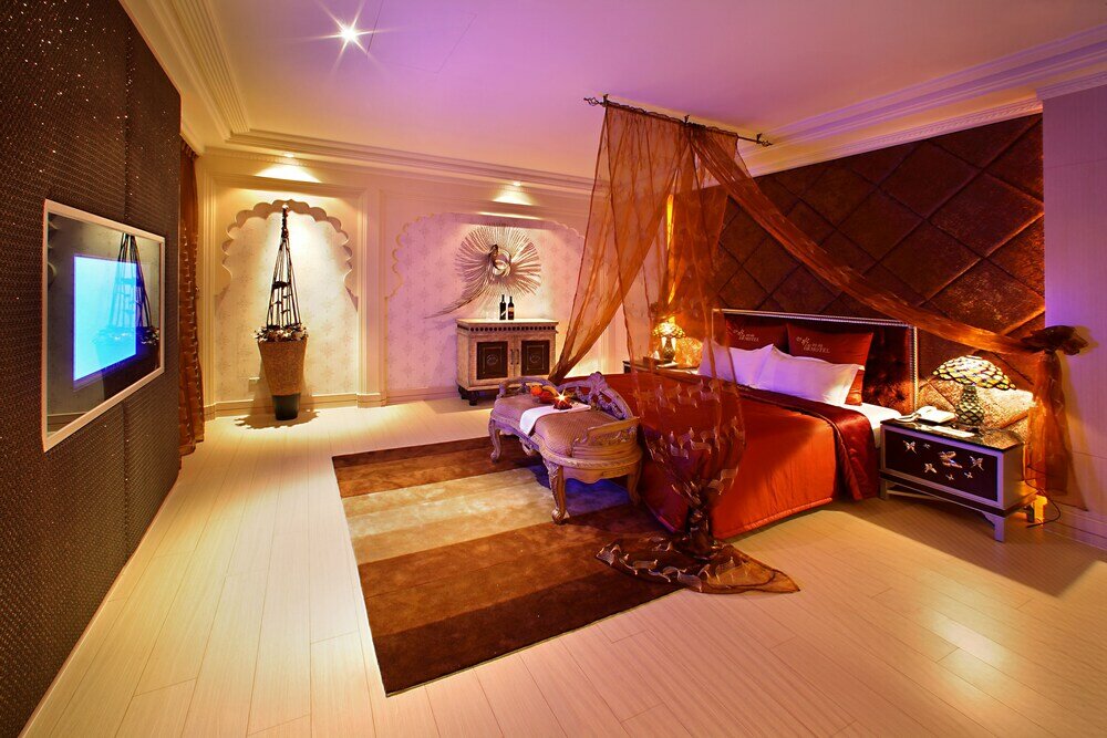 Фото Young Motel