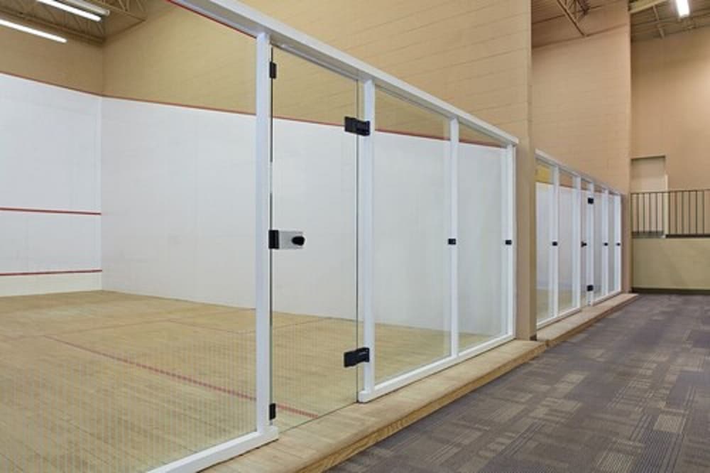 Фото Best Western Parkway Hotel Toronto North