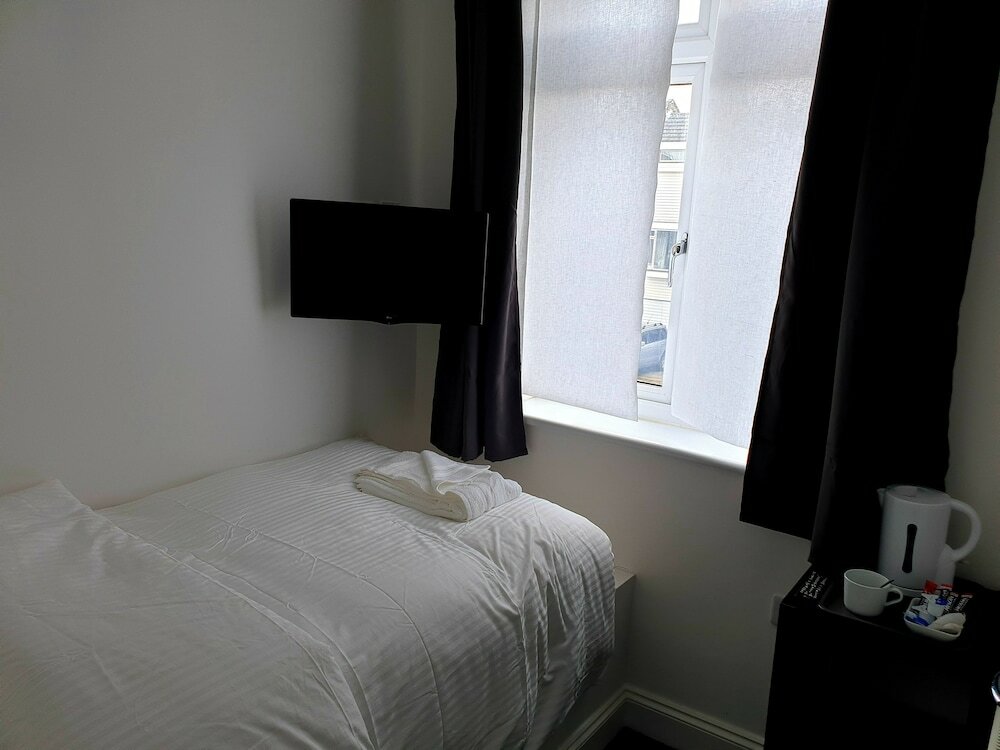 Фото Wanstead Hotel