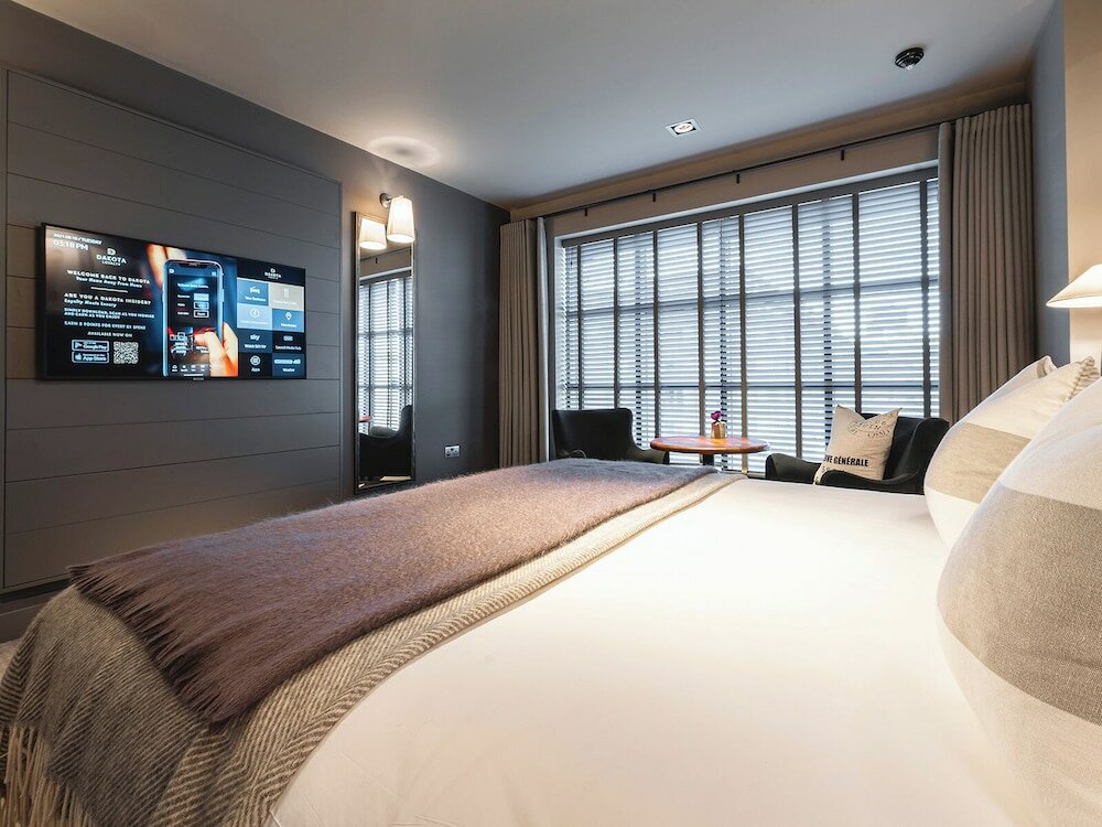 Фото Dakota Manchester