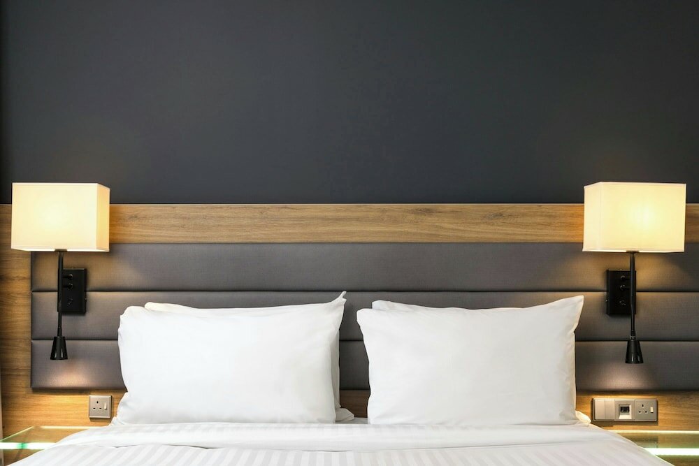 Фото Moxy Glasgow Merchant City