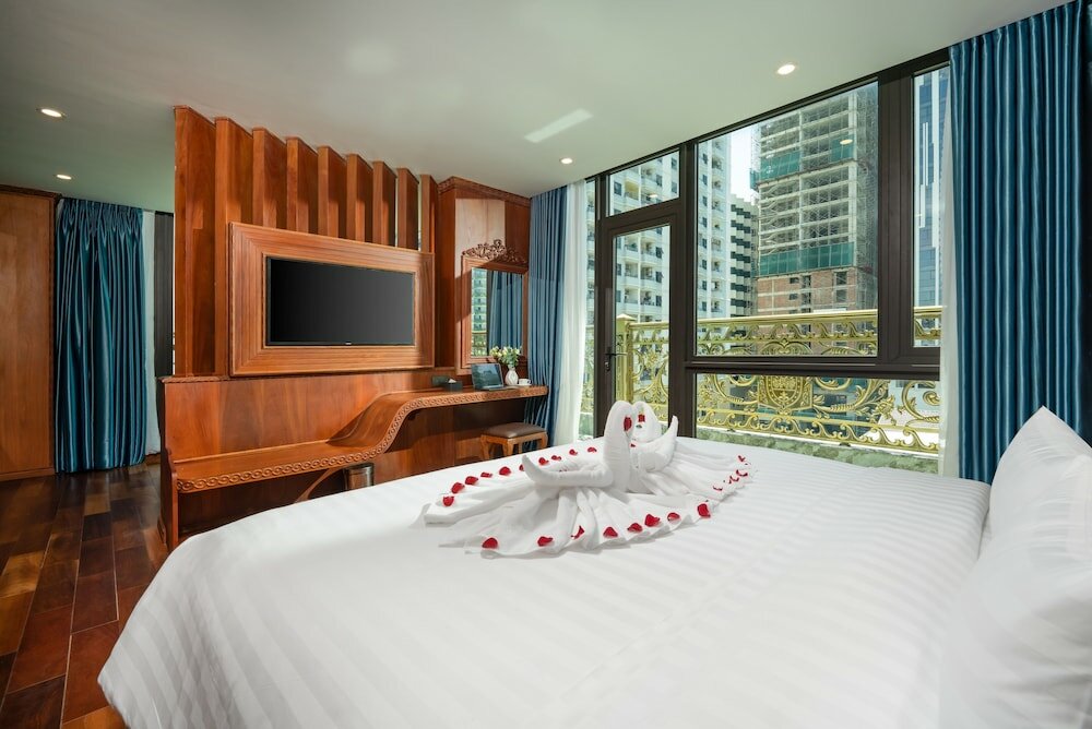 Фото Monalisa Luxury Hotel