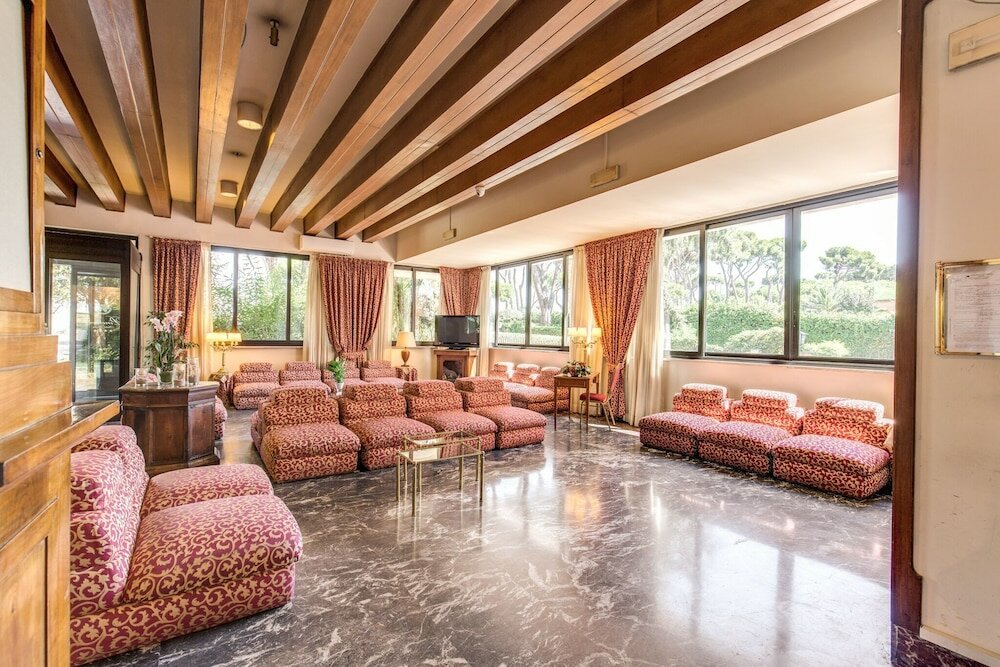 Фото Pinewood Hotel Rome