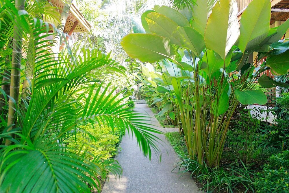 Фото Bangtao Village Resort