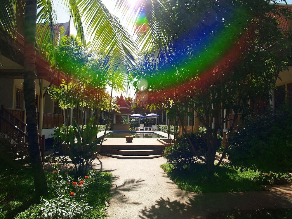 Фото Bangtao Village Resort