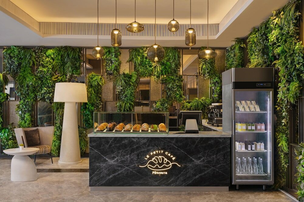 Фото Four Points by Sheraton Surabaya