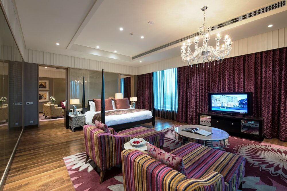 Фото Taj Santacruz