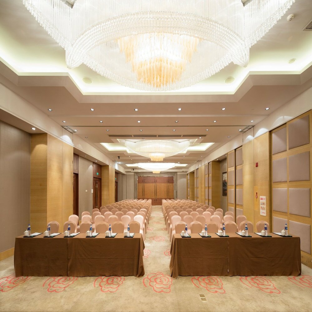 Фото Cinese Hotel Dongguan Shijie