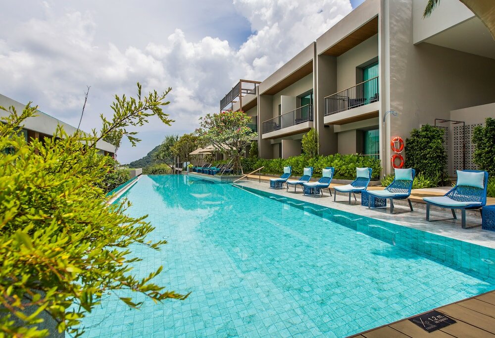 Фото Fusion Suites Phuket Patong