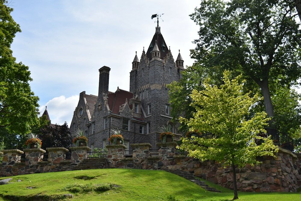 Фото Holiday Inn Express Hotel & Suites Watertown-Thousand Island, an Ihg Hotel