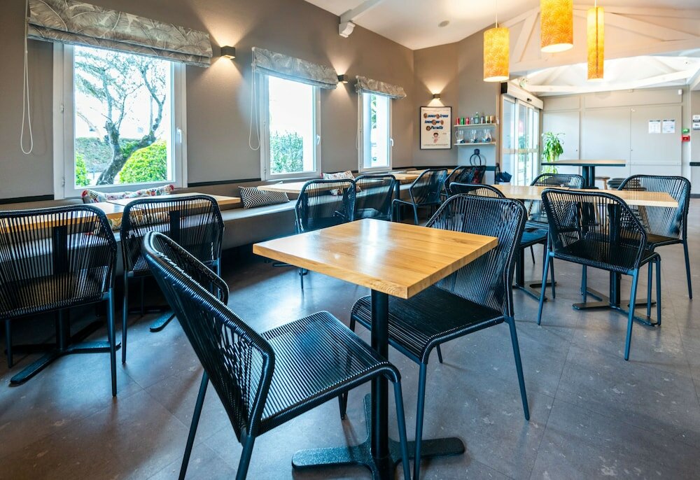 Фото Kyriad Bordeaux Sud - Villenave d'Ornon