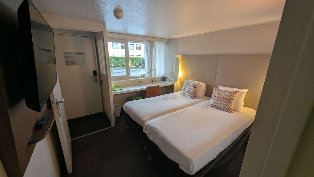 Фото Hotel Campanile Montesson - Le Vésinet