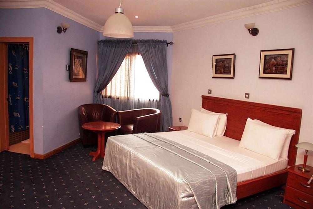 Фото отеля 3