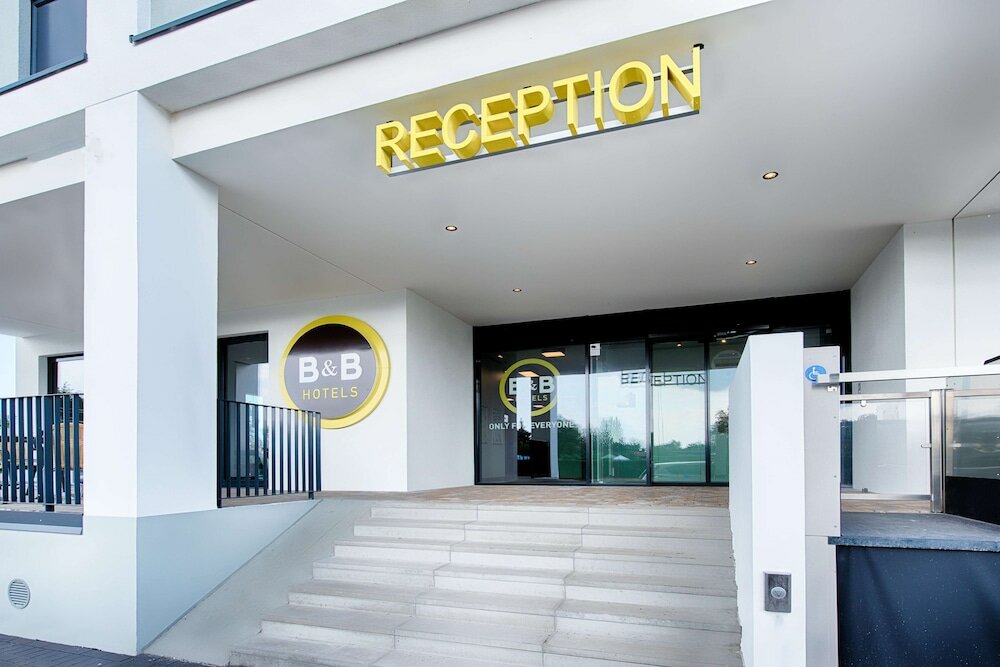 Фото B&b Hotel Wilhelmshaven