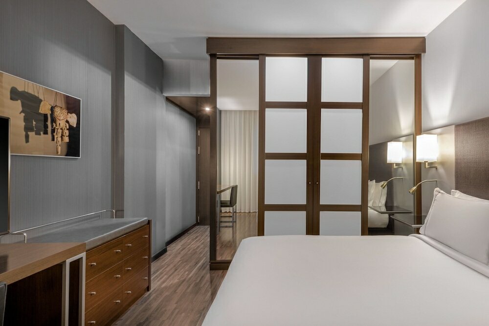 Фото Ac Hotel Coslada Aeropuerto by Marriott