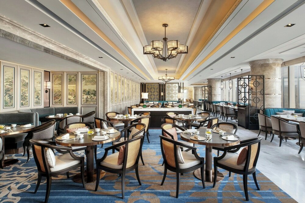 Фото Sheraton Hong Kong Tung Chung Hotel