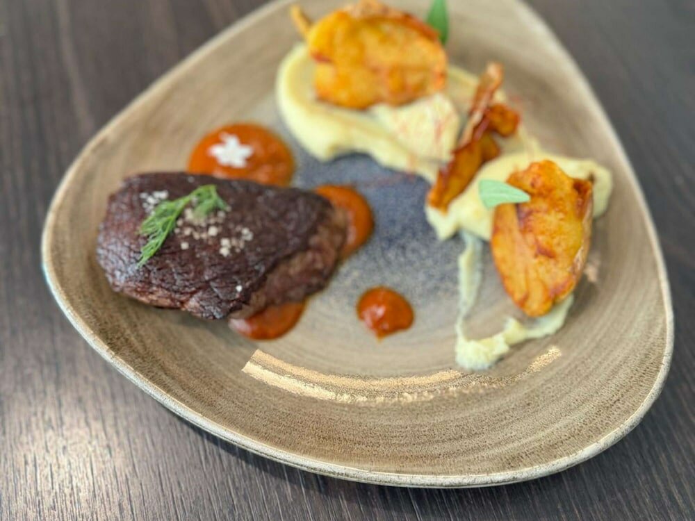 Фото Novotel Bayeux