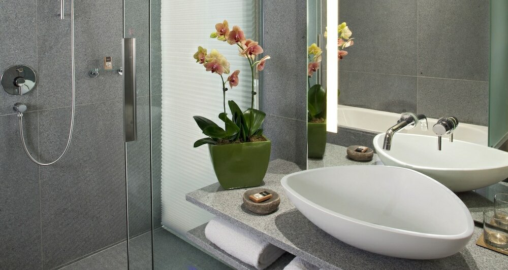 Фото Oasia Hotel Novena, Singapore