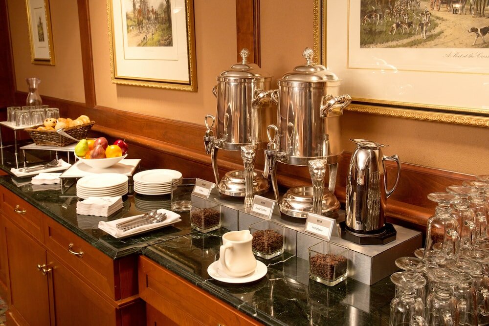 Фото The Townsend Hotel