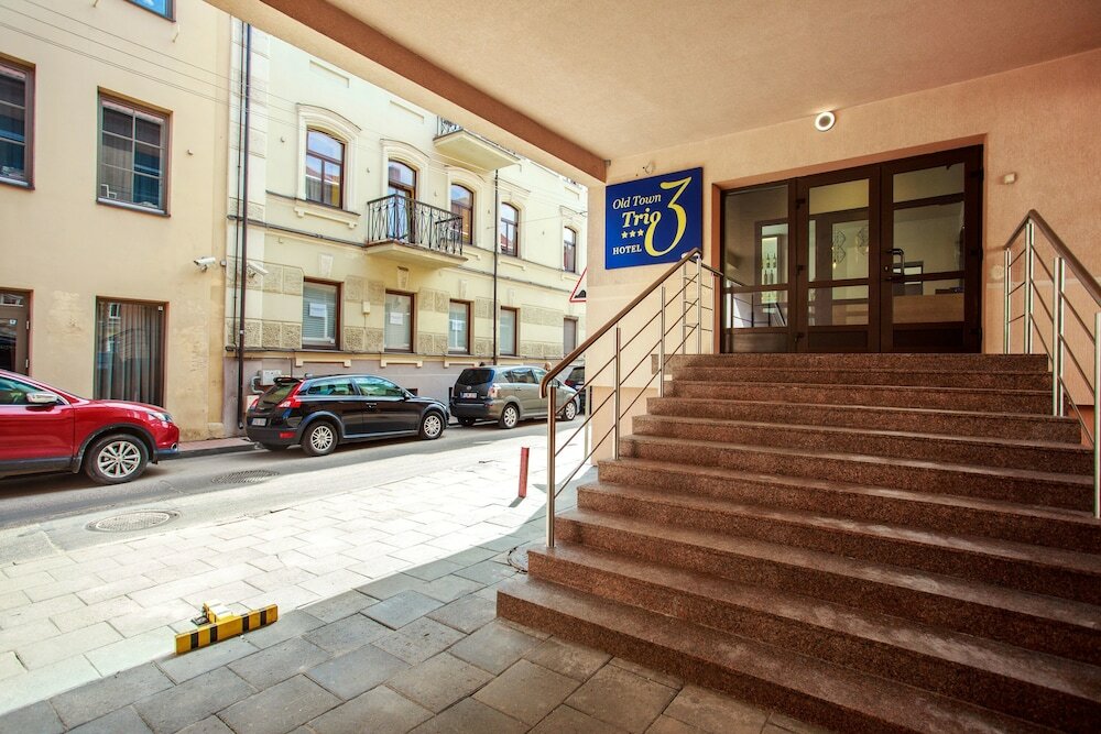 Фото Old Town Trio Hotel