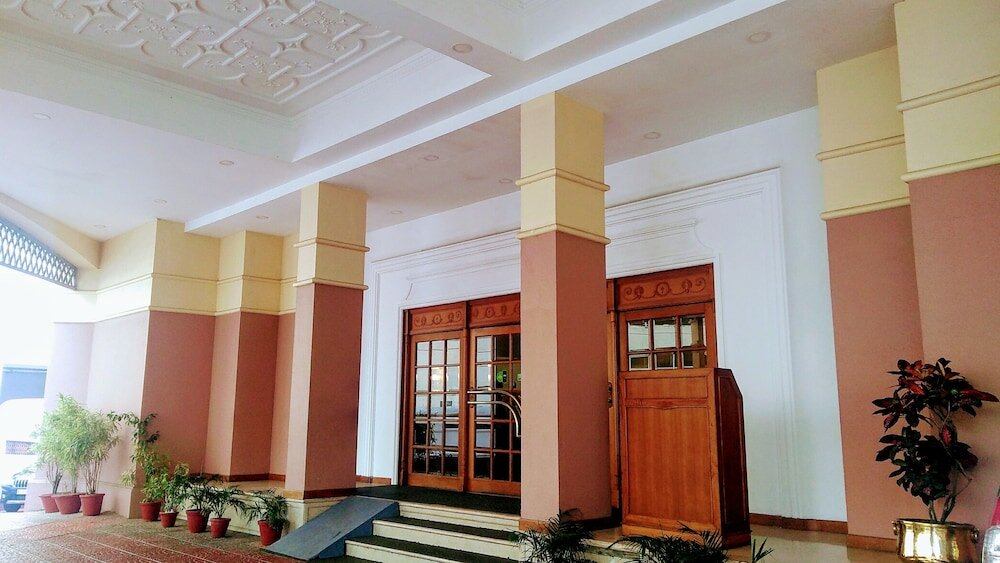 Фото Abad Atrium