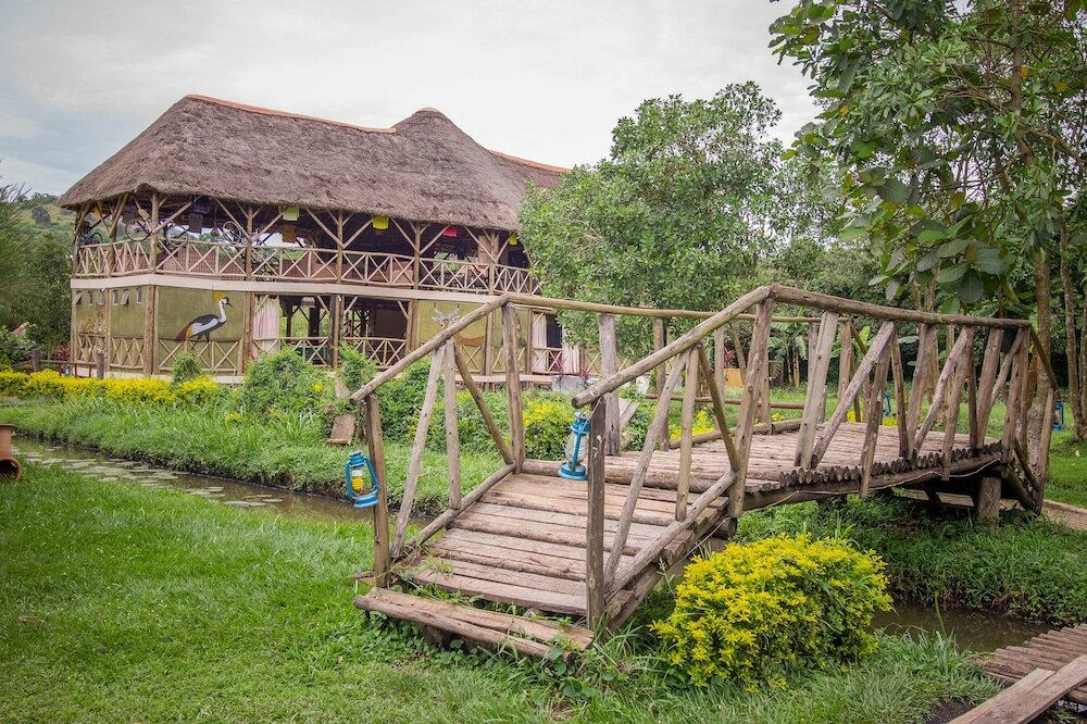 Фото Roots Retreat and Camping Resort