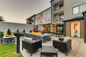 Гостиница Courtyard Lexington South/Hamburg Place