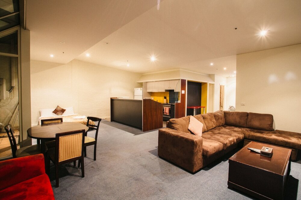 Фото Yti Garden Hotel