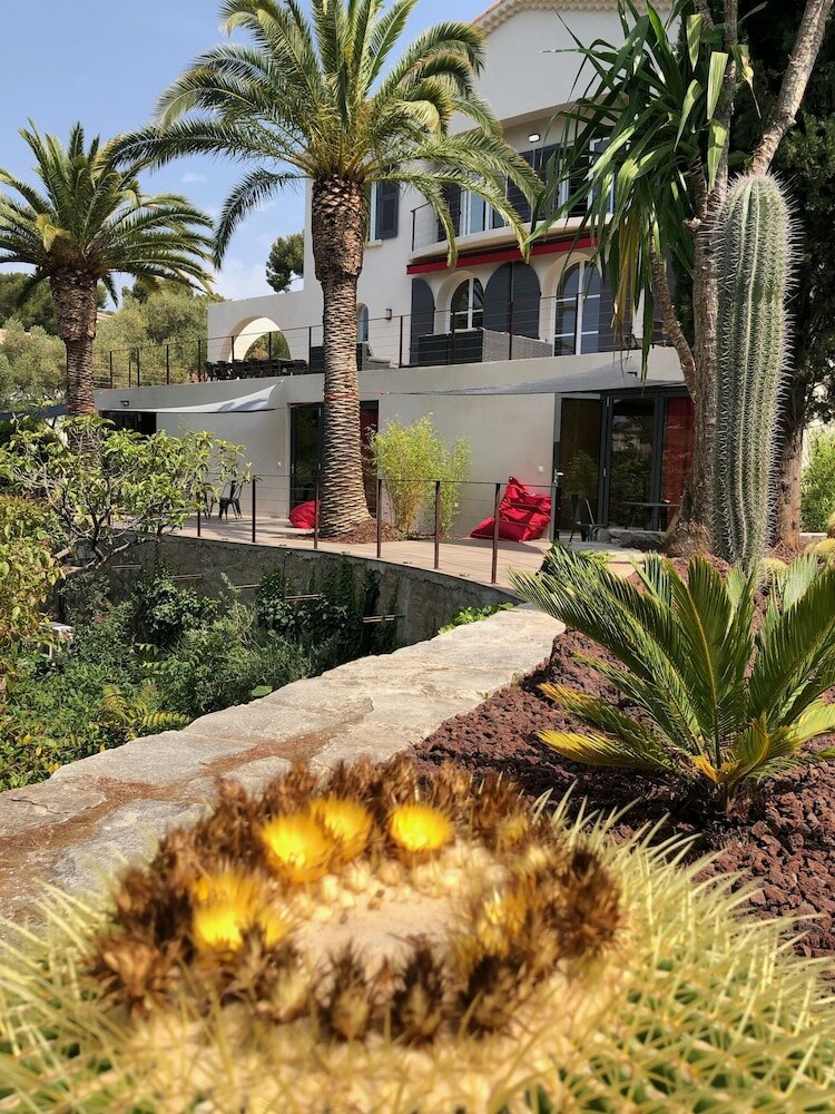 Фото The Address