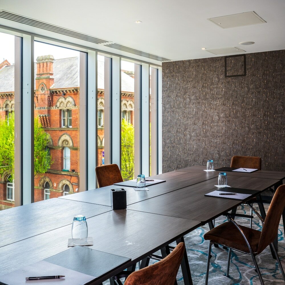 Фото Grand Central Hotel Belfast