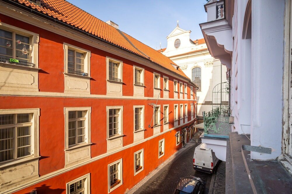 Фото Royal Road Residence