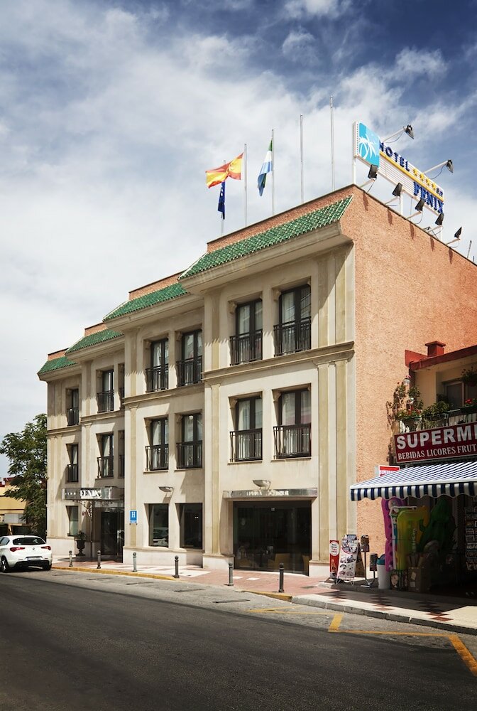 Фото Hotel Fénix Torremolinos - Adults Only Recommended