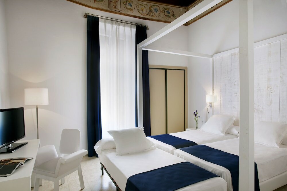 Фото Hotel Medium Sitges Park