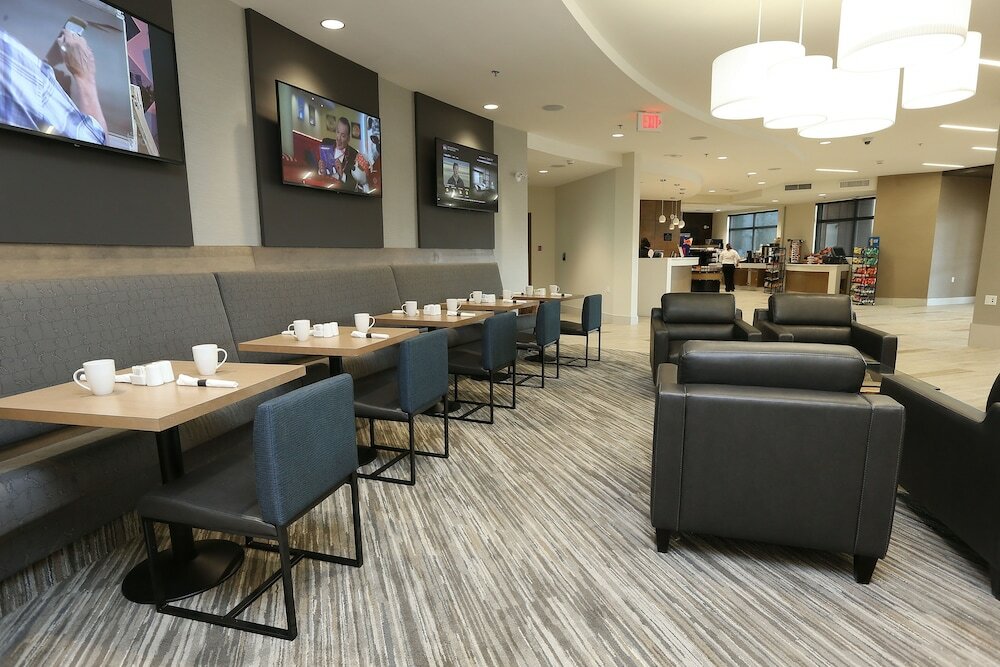 Фото Best Western Plus Sawridge Suites