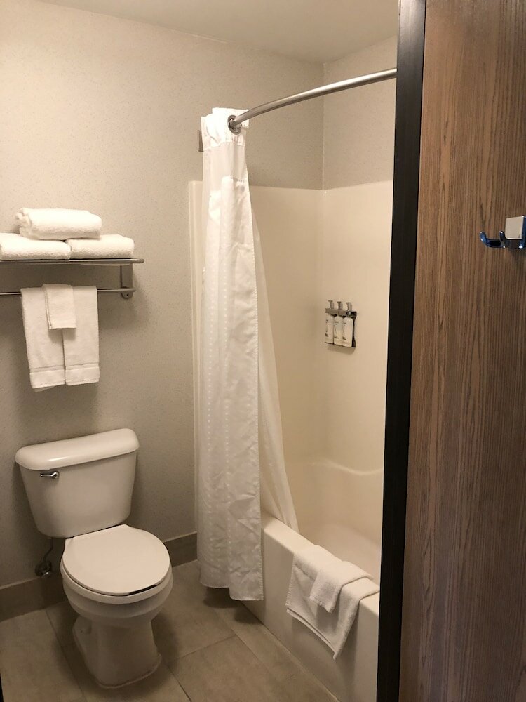 Фото Holiday Inn Express Mt Vernon, an Ihg Hotel