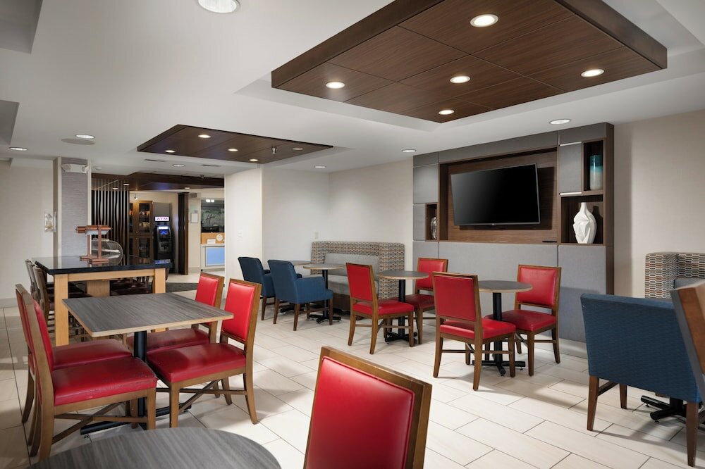 Фото Holiday Inn Express Hotel & Suites Chattanooga-Hixson, an Ihg Hotel