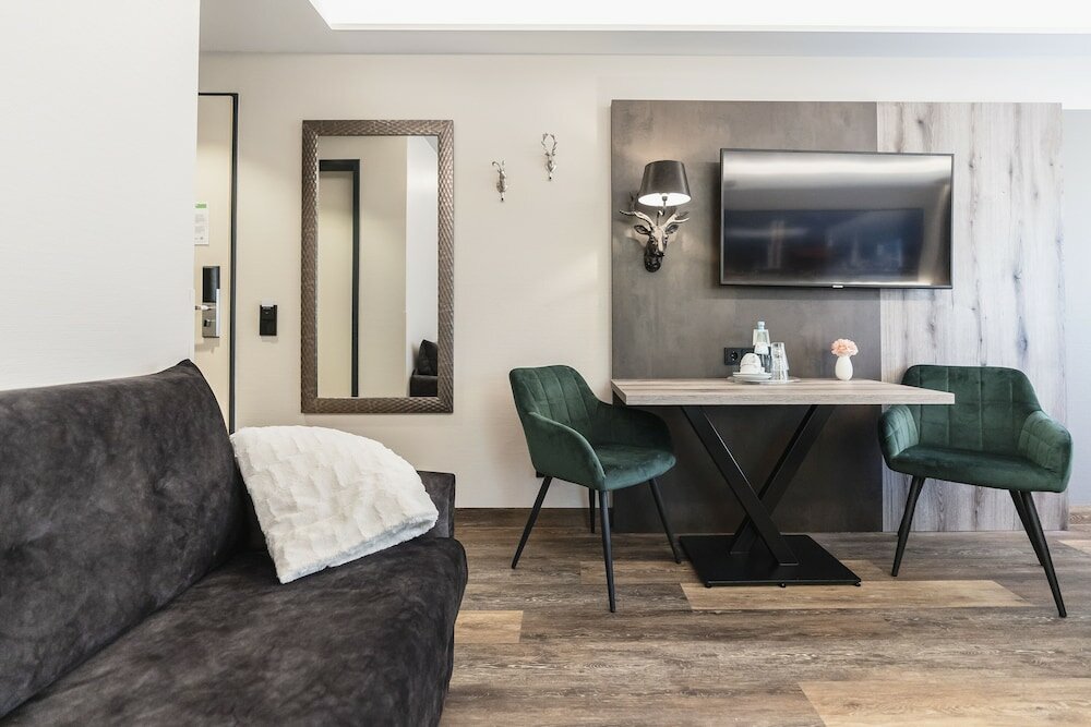 Фото Hotel Demas Unterhaching