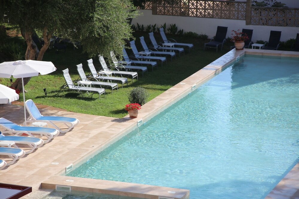 Фото Hotel Clumba